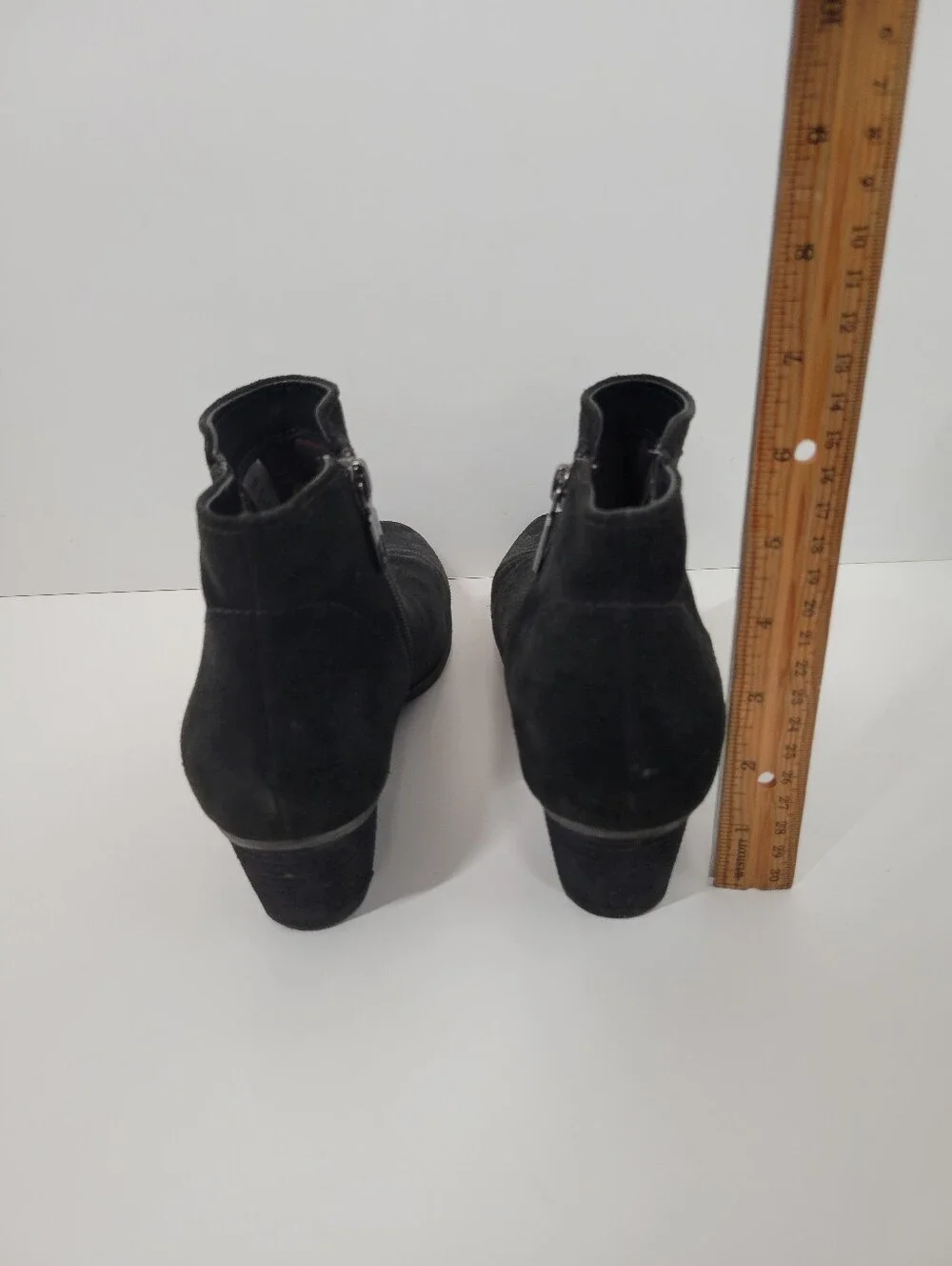 Blondo black suede